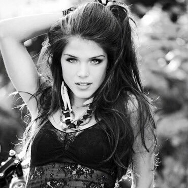 Hunting Monsters since I was old enough to shoot a shotgun. Forgotten daughter of John Winchester. Sister of Sam, Dean and Adam. // SPN/MarvelRP MV, 18+ //