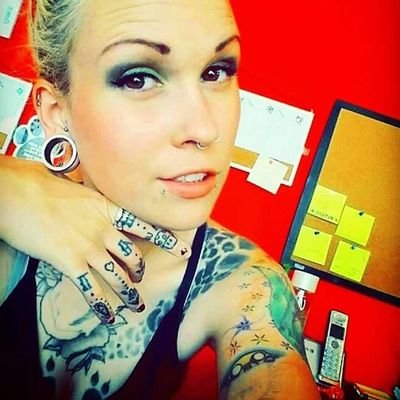 I am a Leo, watch me roar! Aspiring female steam fitter of Local 33 DSM. Proud mommy of two beautiful boys. tattooed and employed. Beard connoisseur.