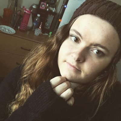 klutzysmiles's profile picture. bisexual ukulele playing sinner, dreamer, and occasionally memer.