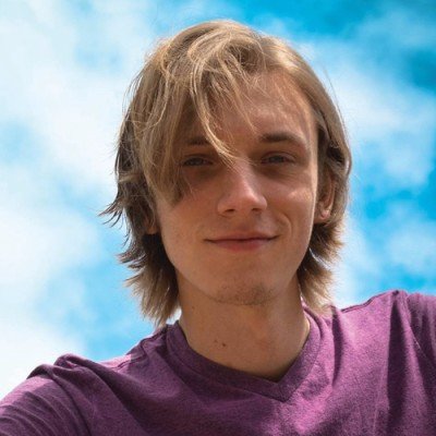 RobertPioch1's profile picture. Rationalizing others through irrational methods.