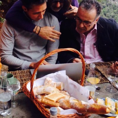 antoniobustar's profile picture. Es claro que la innovación es el principal motor activador de las economías e impulsor del desarrollo productivo.