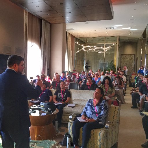 Entrepreneur 🚀 Speaker 🎤 💸Internet Marketer 💡Author 💯Speaker Partner with me to build your Internet Business. Click the link below.
