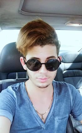 Carlos02173882's profile picture. 