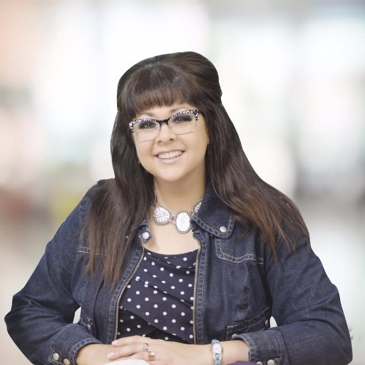 Wife. Mom. Freelance #fashion designer who always has a crazy, ridiculous idea about what my next #sewing project should be! (https://t.co/mscebMQjsd)