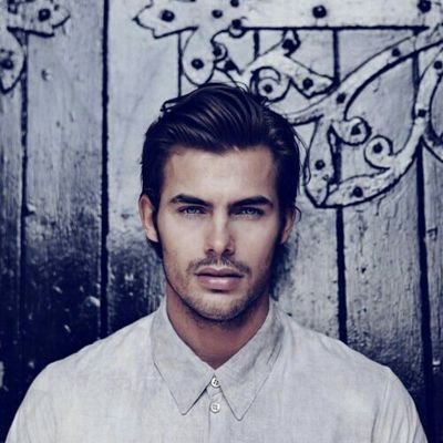 RecklessPariah's profile picture. To keep my brother @ALionCrusader out of trouble I sometimes need to throw fists and blades. Glad @EdmondGrovesrp taught me well. || RP - AC - OC