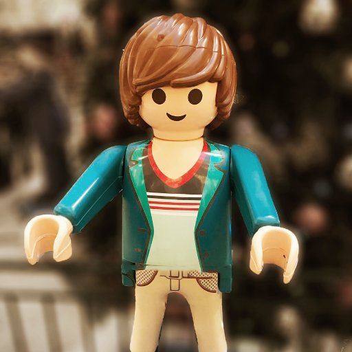tech architect, fixing renting @residently, indie game developer, #sharedparenting.