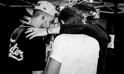 Im a fan of One Direction,5 Seconds Of Summer,The Vamps,Zayn Malik,Little Mix, R5,Ed Sheeran, Shadowhunters, Teen Wolf,Magcon SKAM