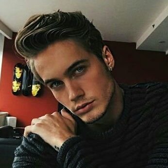 leorpg_'s profile picture. 