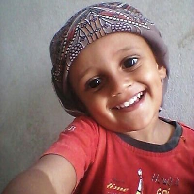 عزالدين احمد النور العمل موظف في شركة اتحاد ألمقاولي علاقات عامة مقر عملي مدينة الحديدة شغوف بالتوصل الاجتماعي خاصة المواضيع الاجتماعية والدينية والثقافية