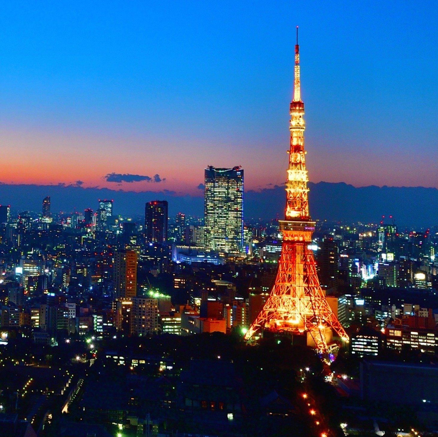 趣味で写真を撮っています。
風景、ポートレート（モデルさん、レイヤーさん、RQさん）がメイン。
40代男性。
愛機は、SONY α7Ⅳ、pixel7pro。  撮影依頼お受けしてます。