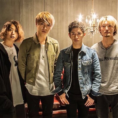 邦楽男 Oorer One Ok Rock アルバムambitionsのシークレットトラックです 個人的にもっと聴きたい って思えるラブソングでとても素敵だと思います Oneokrock Ambitions Takewhatyouwant Oorerさんと繋がりたい T Co 0rjyq7etsb