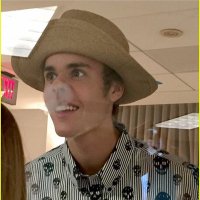 EggHead (@bieberscomfy) 's Twitter Profile