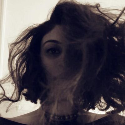 darslntsn's profile picture. 