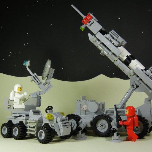 LEGO初代宇宙シリーズにどっぷりハマった小学生が大人になったらこうなってしまいました。河森メカ（特にAC）、スターウォーズ、飛行機が好き。最近は4幅、テクニックも。インスタグラムに作品アーカイブを作りました。よろしければご覧ください。