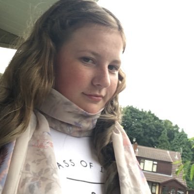 billingto1holly's profile picture. Beauty Fun Music UK Top 40