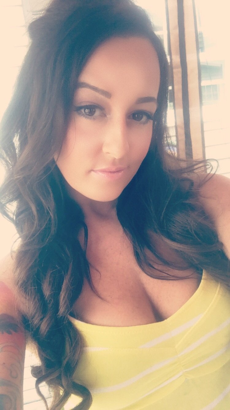 sarah_roxanne's profile picture. 