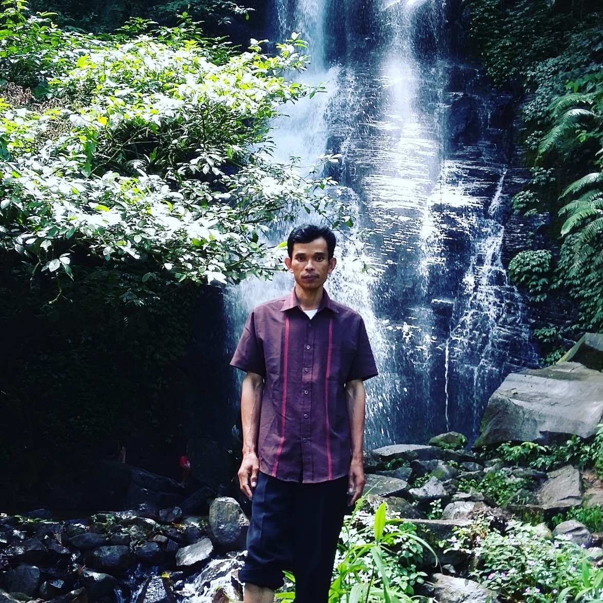 Jendela ilmu yang bermanfaat! Yang tidak ramai diperbincangkan namun insya Allah bermanfaat