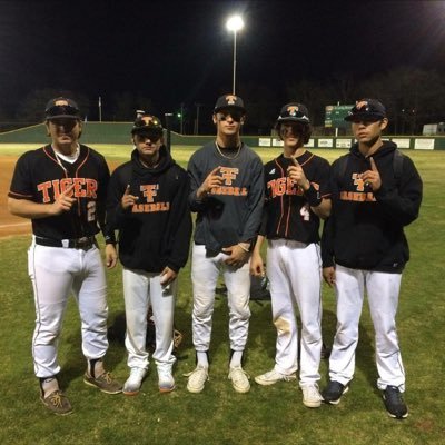 bjofield5's profile picture. Roll Tide & Thunder up