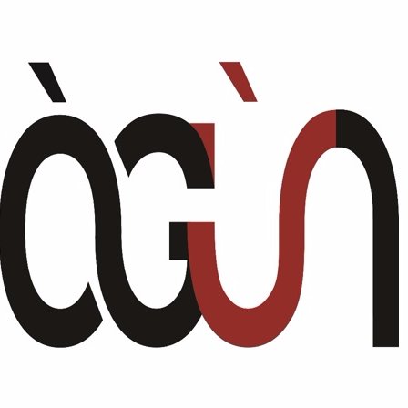Ògùn Art + Wine is wine bar/art gallery, where enthusiasts can indulge their senses in offerings from both categories, with a focus on African Art and Wine