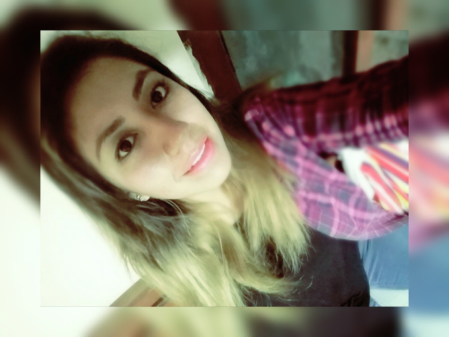 Hay un extraño placer en amar a alguien que no te ama.Amante del fútbol y deportes en general.Me encanta viajar.