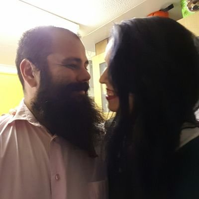 La felicidad humana generalmente no se logra con grandes golpes de suerte, que pueden ocurrir pocas veces, sino con pequeñas cosas que ocurren todos los días.