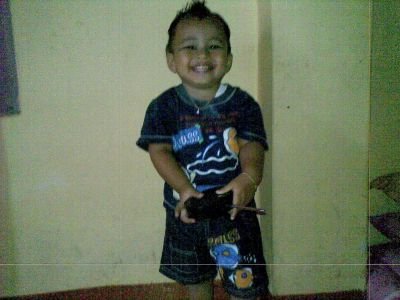 Tetap tersenyum..