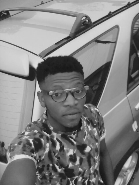 xrulesmaxwell's profile picture. Just a nigga that needs to get famous in the music industry