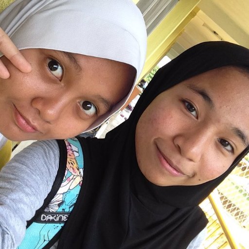 iman_biologos99's profile picture. Harry Potter_ fantasy lover, Anime?( of coz ), korea and music of any genre!