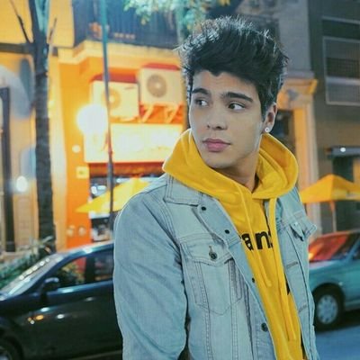 Todas las historias del instagram de Sebastián Villalobos @sebbbbas