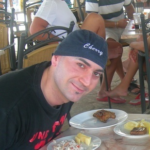 riovenitti's profile picture. Software engineer, system admin and retrocomputing fellower...