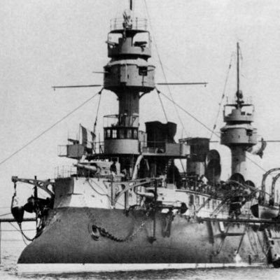 19世紀中頃から第一次世界大戦までの軍艦・徴用艦船の画像をつぶやきます。