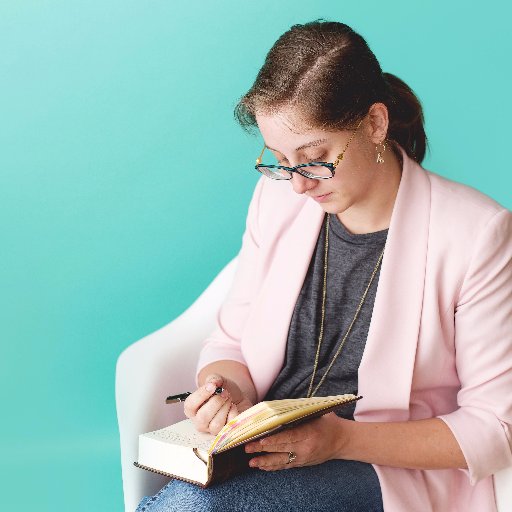 JenniJulander's profile picture. #Fantasy #Author of #GreenLady.
#amediting #CurseOfBrys - PreOrders @ website
#amwriting #AythiniasRealm
#freelancewriter #bookformatting
Hire me on my website.