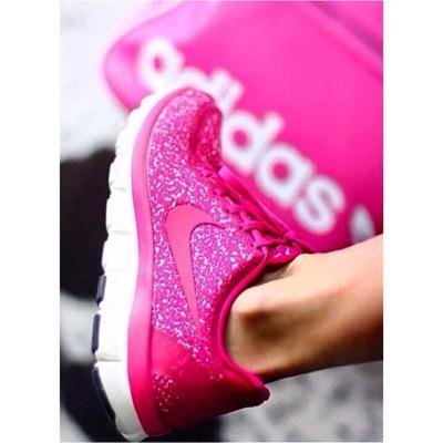 TapFOLLOWFit•News•Health•Tips✨@GVegasHOT| Girls• Expert Q&A•Free•Workout Guides @GVegasHOT•Vegas | NV•USA | http://t.co/ePyaOY0VIQ |