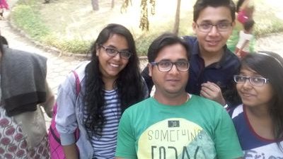 VivekKMrk's profile picture. Love is worth living...