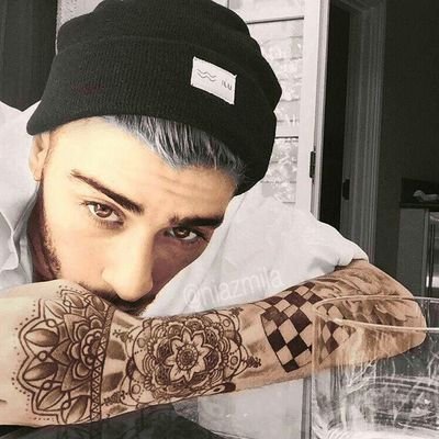 Justin Bieber、Bruno Mars、1D、 
Talor Swift、Selena Gomezなど 洋楽🎤，バスケ🏀  
 高1😁        誰でもFollow Me！！