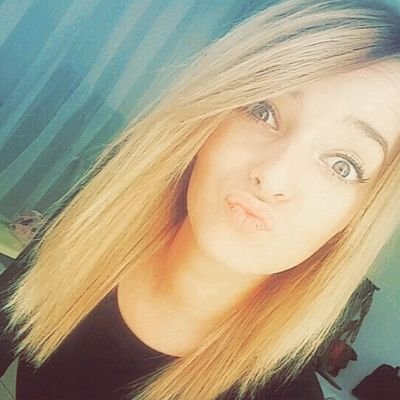 sandiesandille's profile picture. 