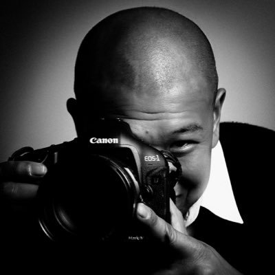 Photographer since 1991. Weddings, Events, Sports & Studio pictures...