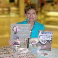 Michelle Hanson conducts Shell Divination & Oracle Card Readings. She also  offersan online Ocean Speake course.