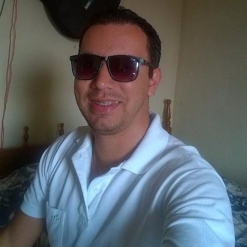 Comece um novo ano com muita alegria e leve do ano que passou apenas as boas lembranças. Feliz Ano Novo!
1