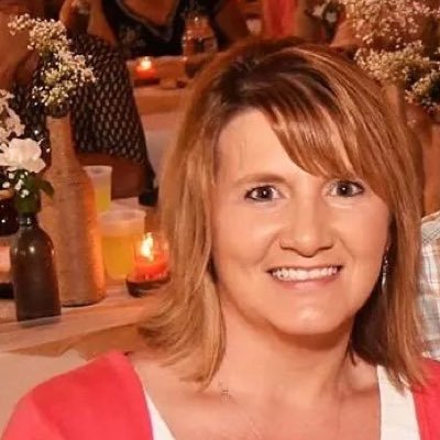 AmySisson1971's profile picture. 