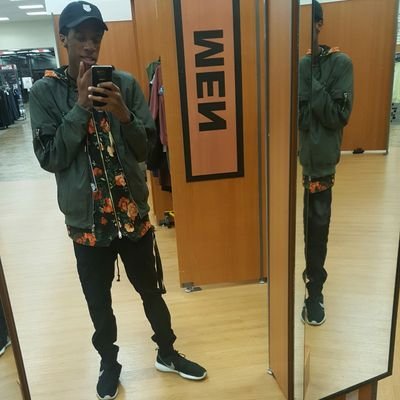 I planned the future out, but didn't look at the future in reality
Sc - Camycam_beckham