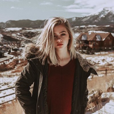 Irys_rpgHP's profile picture. [Irys]-[Sixième année]-[16 ans]-[Gryffondor]