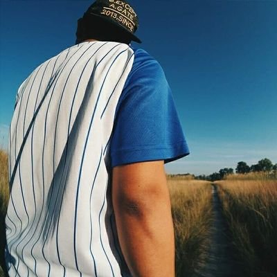 hendrasyh's profile picture. 