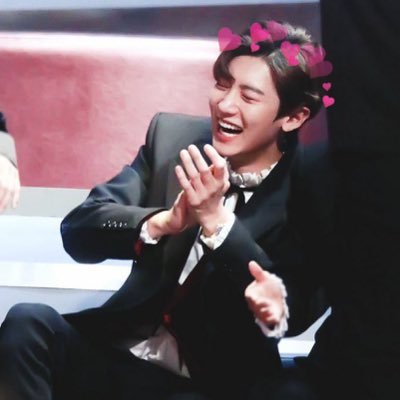 hi please follow @gtopyeol this will serve as a follow back or I will happily follow back if you ask, ily let's be friends:)