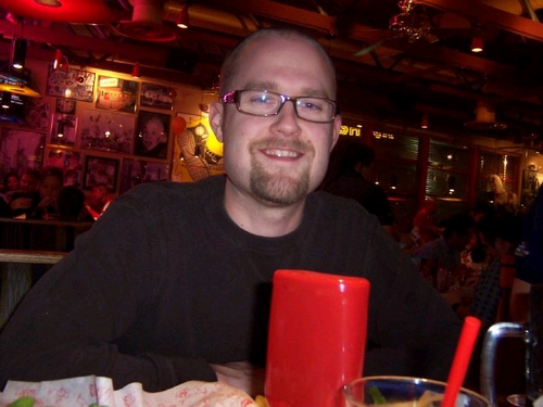 red4sparrow's profile picture. husband. father. bodyworker.