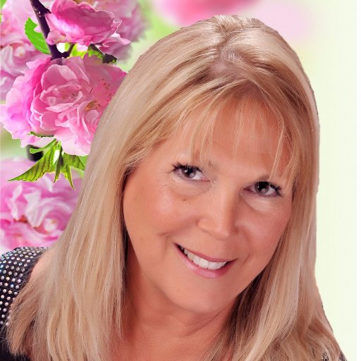Radio Host of Lawof Attraction Talk Radio at https://t.co/J918wGgkyl,
https://t.co/goLdnJiMJg
https://t.co/cWwYFrxTjg