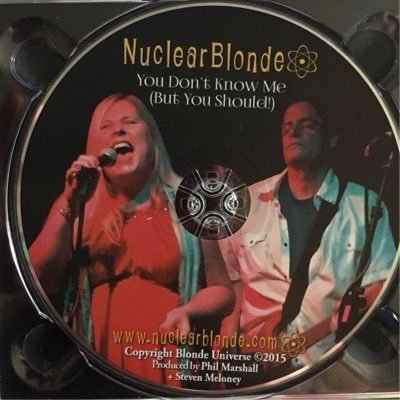 Native Napa Valley Singer/Songwriter & Creative Director of BlondeUniverse / Shauna Marshall Design!