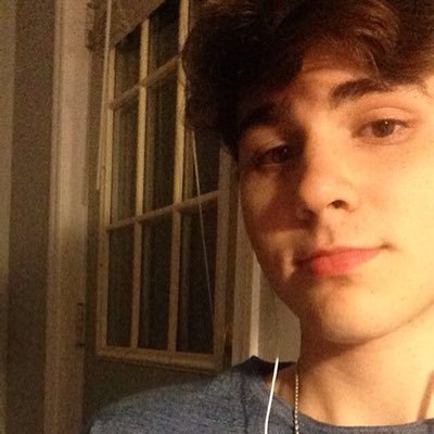 MichaelBeaton_7's profile picture. 