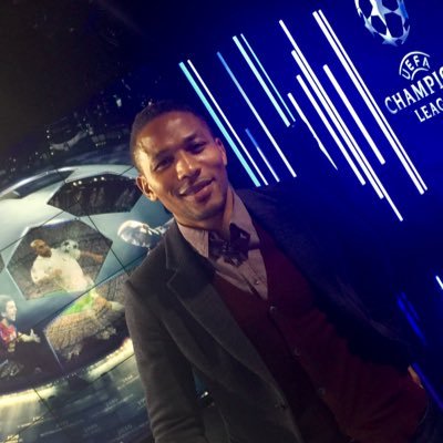 Footballeur professionnel aujourd'hui Consultant TV Canal+ et Agent de joueurs licencié F.F.F. Ces tweets n'engagent que moi...#capitainejo