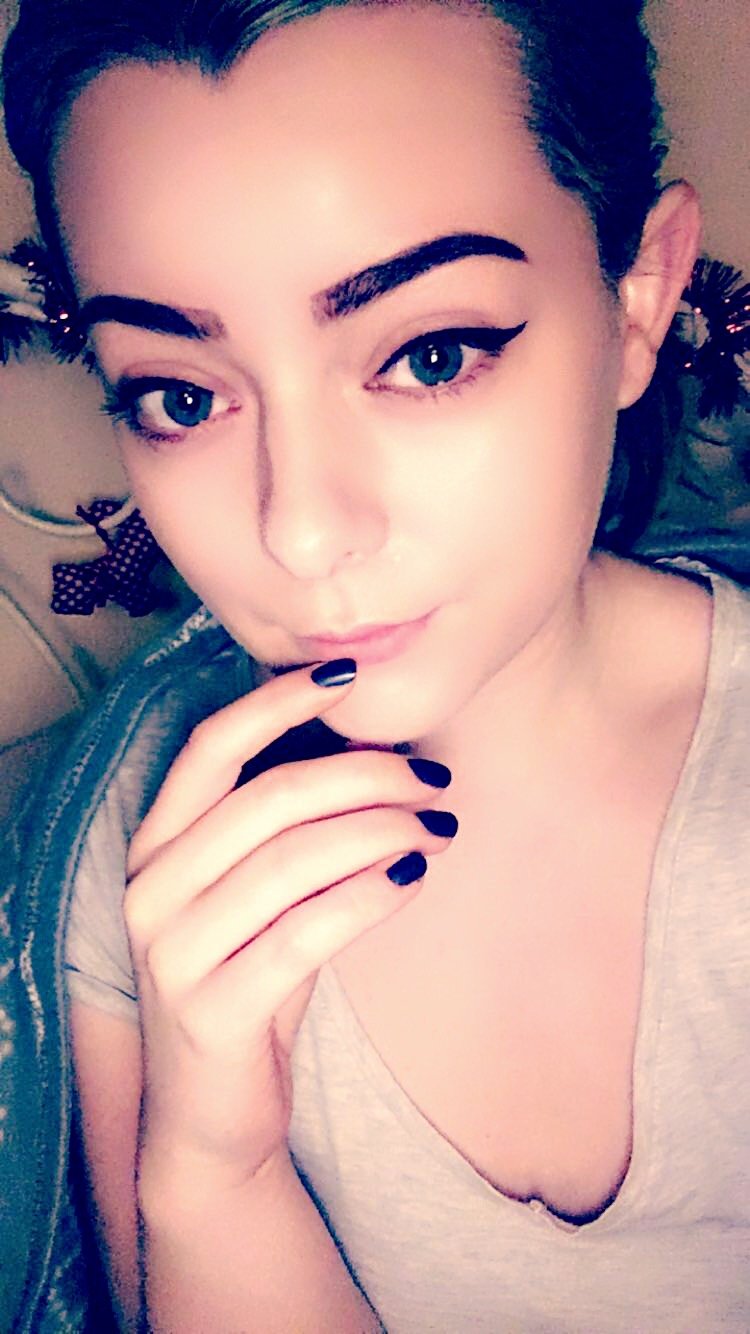 LBoulte's profile picture. https://t.co/ZNmLkxTffe
The girl who loves to bake vegan treats!